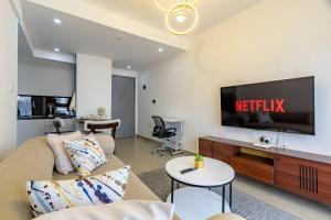Everlett Stays Luxury 1BR Kilimani, Pool, Gym,Sauna