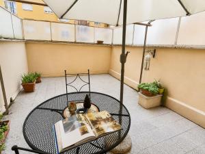 Paola s home-terrace and metro