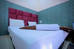 The Retreat - Best Property In Mussoorie #Luxury Rooms #Parking #Budget Friendly #Couple Friendly