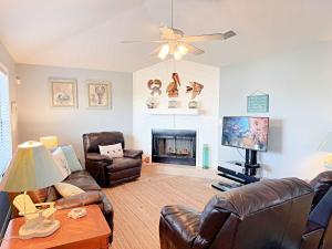 Color Me Coastal - Your Happy Place by the Beach