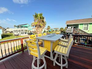 Color Me Coastal - Your Happy Place by the Beach