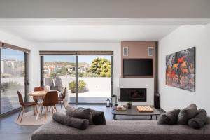 Aelia Riviera Apartment