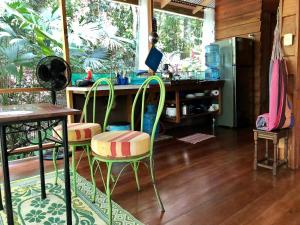 Tranquila, Casonita y Ranitas 3 Jungle Houses for nature lovers sleeps 8