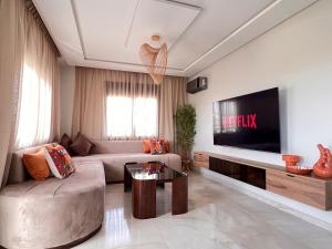 Bohemian haven Warm woods in Agadir