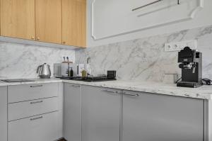 Belle Premium Studio with AC City Centre