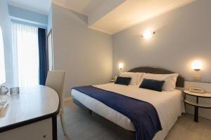 Hotel Trevi Riccione, in centro sul mare con cucina