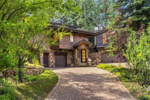 486 Forest Rd, home