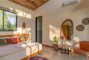 Casa Balú Jungle Villa with Pool & Ocean View