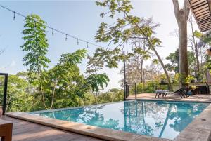 Casa Balú Jungle Villa with Pool & Ocean View
