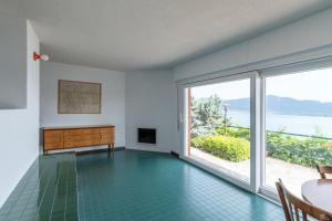 Casa Vista Lago