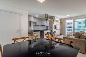Apt 3Q Cond. Pé na Areia churrasq jacuzzi SHC0905