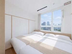 Dongdaemun, Sauna, Rooftop, 8 min subway