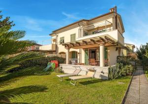Mistral Holidays - Confortevole monolocale a 500 mt dal mare