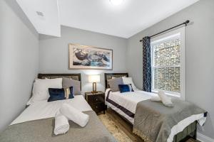 Spacious Haven 8-Min to Chicago Sleeps 10