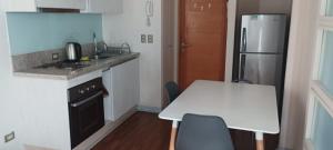 Departamento amoblado cercano al metro y central
