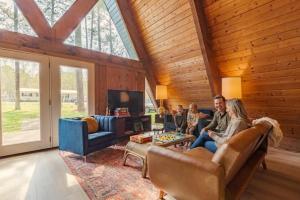Family A-Frame Cabin with Lake Access & Fire Pit