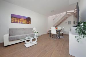 Villa Indipendente · Due Livelli · San Lorenzo