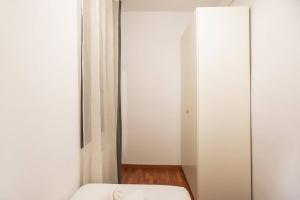 31ind1117- Apartment near sagrada Familia