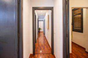 31ind1117- Apartment near sagrada Familia