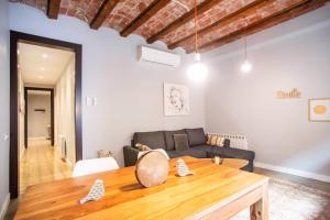E1MAL1079- Fantastic 2BR flat in the center