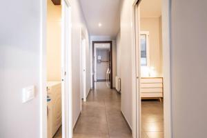 34MAL1078- NewBright 3br Apt near Sagrada Familia
