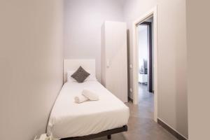 34MAL1078- NewBright 3br Apt near Sagrada Familia