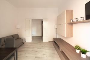 Vatican District · Metro at the Door · Modern Flat