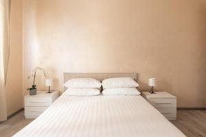 Vatican District · Metro at the Door · Modern Flat