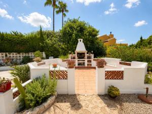 Villa in Javea with Private Pool & Mountain Views