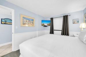Gulf Front-Heart of Destin-Lots of Amenities! SunDestin 209