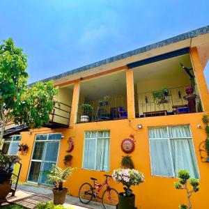 Entire house, 4 bedrooms with bathroom