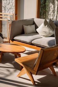 Sunnys Surf Villa 2BR Uluwatu Beach