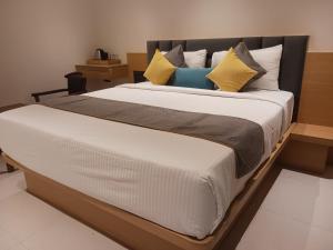 SAI SHREE HOTEL Newly Renovated