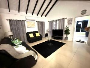 Home in OCHO RIOS