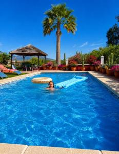 La Finca Roja 3