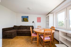 Ogród Saski Homely Apartment by BookingHost