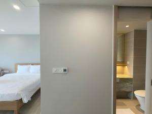 Studio Gold Cost - Sea View - 5s to the sea