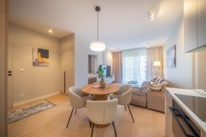 Kierbedzia Beige, WiFi