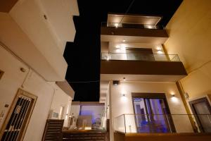 Urban Energy Suites Blue
