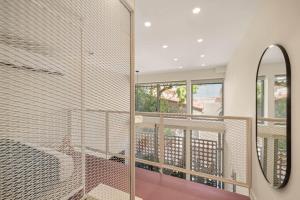 KERA by Zoia Living