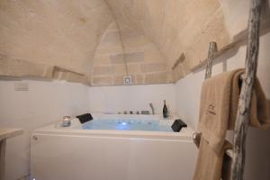 Trulli di Thomas Resort con piscina