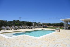 Trulli di Thomas Resort con piscina