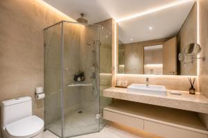 1-Bedroom Apartment with a Private Balcony and Sea View