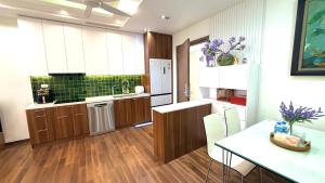 Lake view Full-house Apt, G3 VinHomes Greenbay