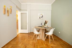Central Thessaloniki Stylish 3BD Apt with Balcony