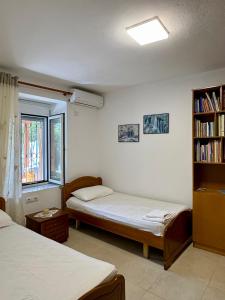 Annas Apartment