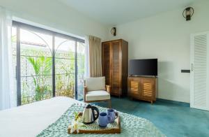 Bogen IV hnh flagship at Anjuna with private pool & cook