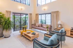 Bogen IV hnh flagship at Anjuna with private pool & cook