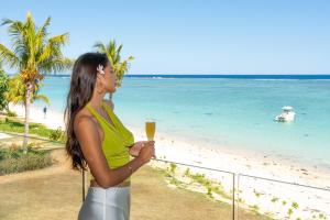 Cap Ouest Beachfront Seaview Apartment
