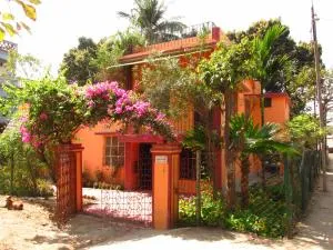 Pubali Homestay - Budbud